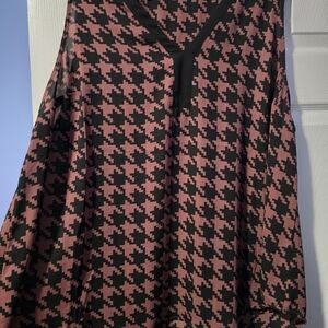 Torrid Black and Pink Geometric Top